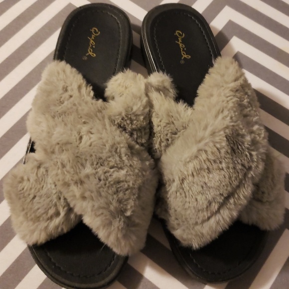 qupid slippers
